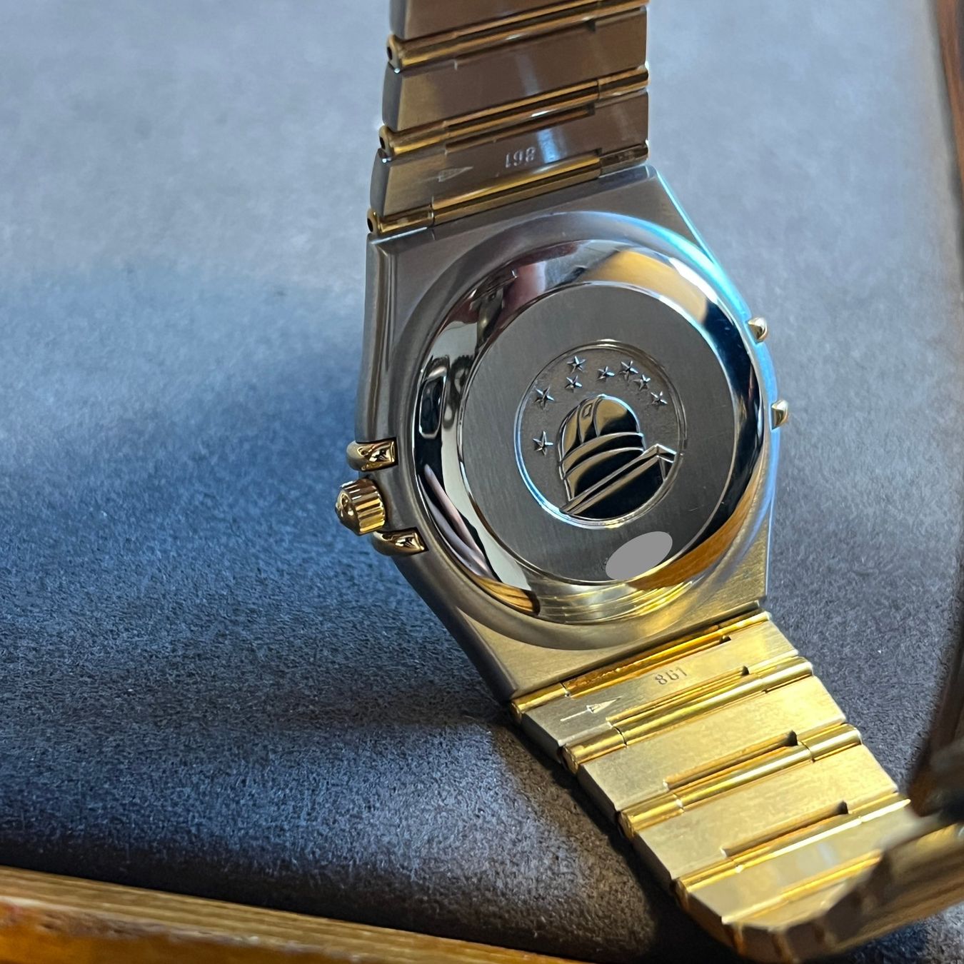 Omega Montres: FLASH SALE Omega Constellation Automatic Date Gold Bezel 120 – D'occasion à Carouge GE par Watchaser 4