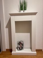Dekoratives Kaminumrandung Weiss Breite 80cm guter Zustand