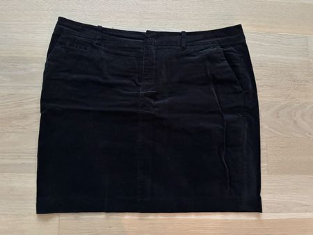 Jupe Samt schwarz s.Oliver Gr. 46 s.Oliver
