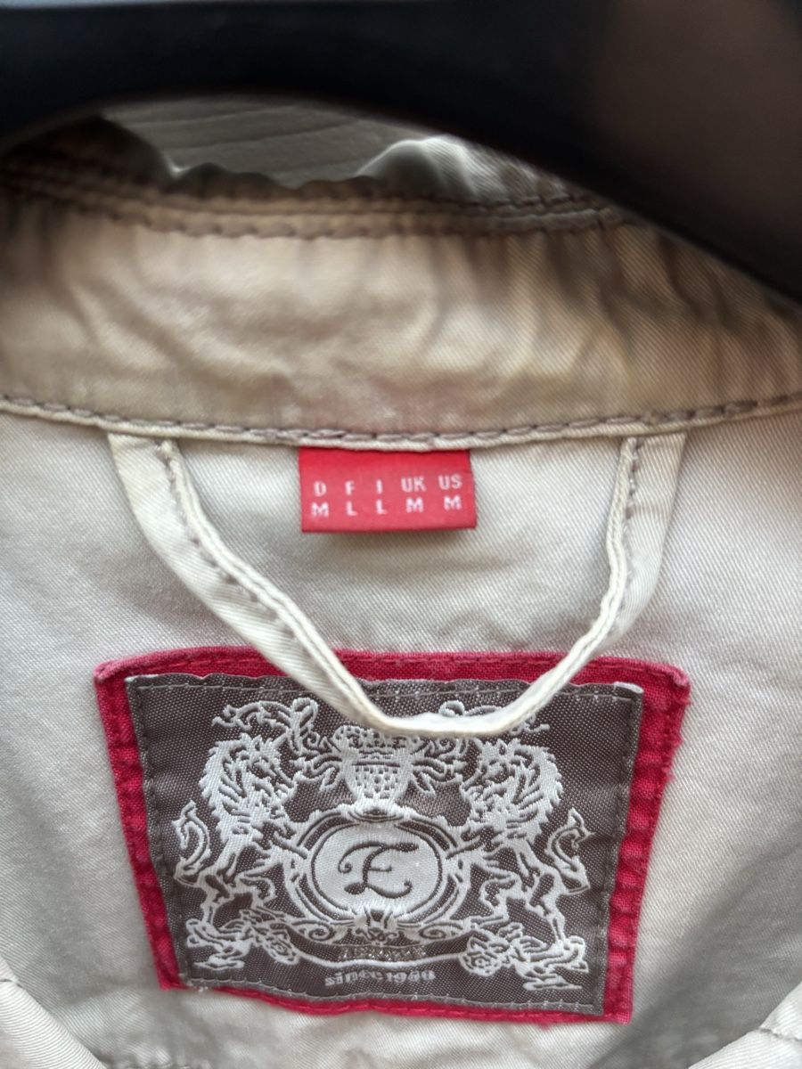 Esprit Giacche: Veste Esprit taille M – Usato da Blonay venduto da Ollorvi 1