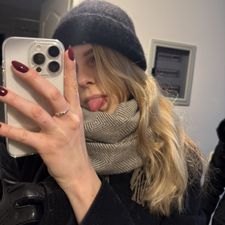 Profile image of honeybloom