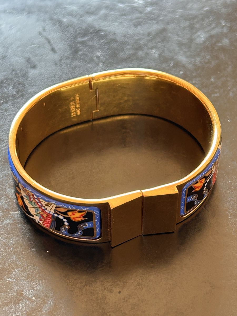 Hermès Bracciali & Braccialetti: Hermes jonc émail plaqué or – Usato da St-Cergue venduto da pinkgreen