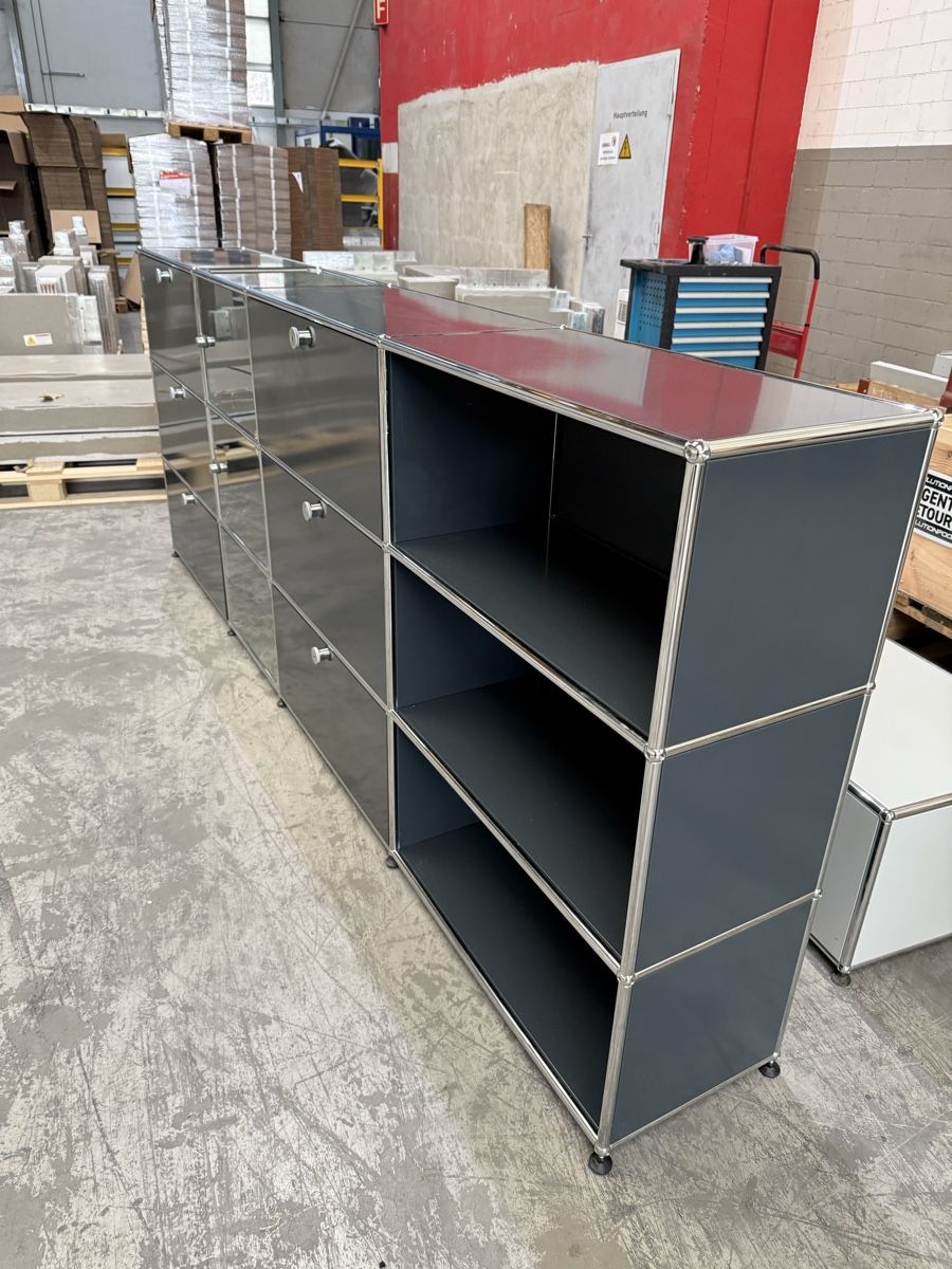 USM Scaffali: USM Haller Sideboard mit Vitrine 4x3 Anthrazitgrau Q2 – Usato da Balsthal venduto da Designhaus.Schmitt 6