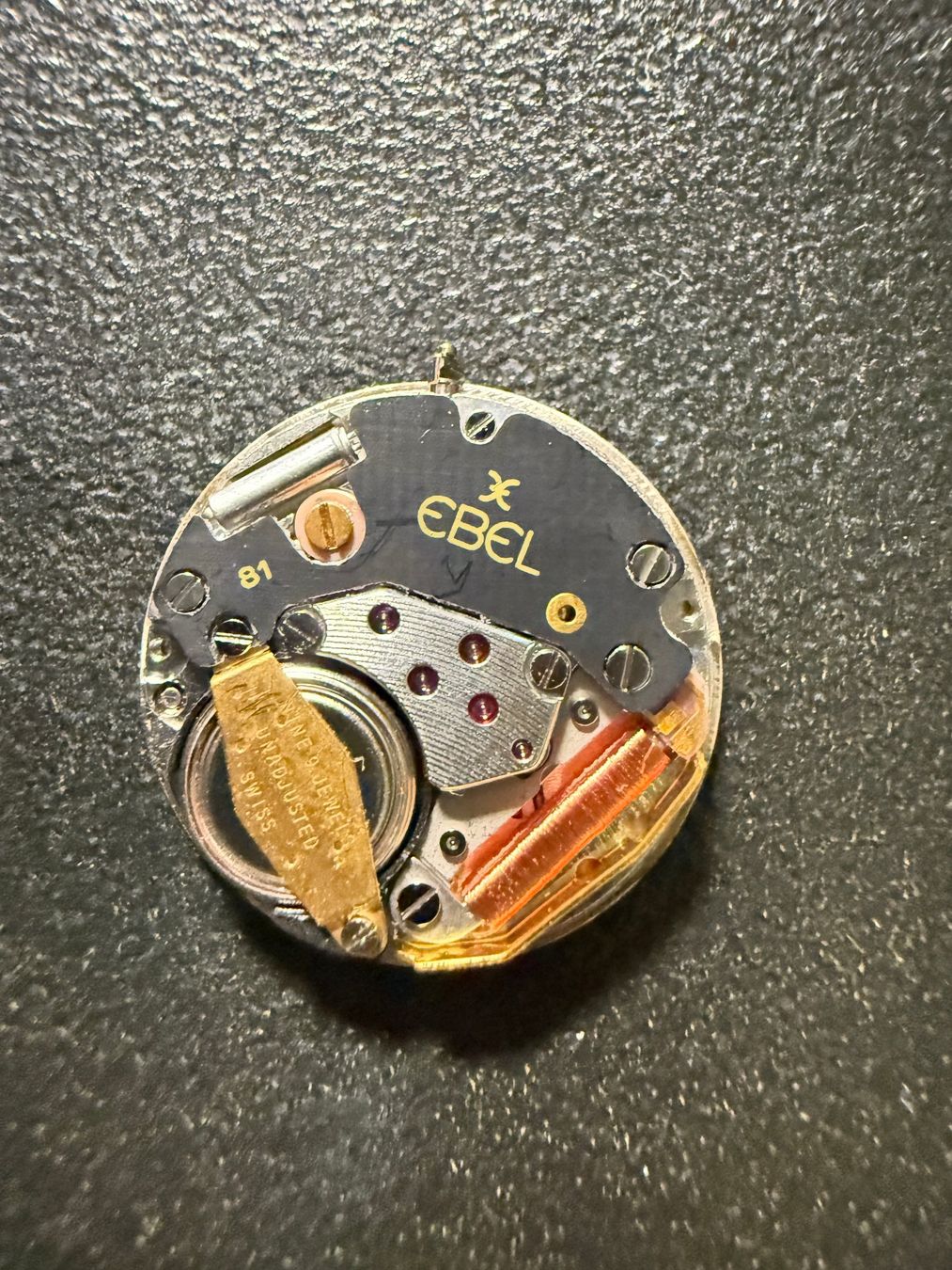 Ebel Orologi: Ebel Perlmutt Ziffernblatt mit 12 Diamanten mit Uhrwerk – Usato da Zürich venduto da Contender 1
