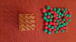 4 Gewinnt 3D Basisplatte und Kugeln rot grün