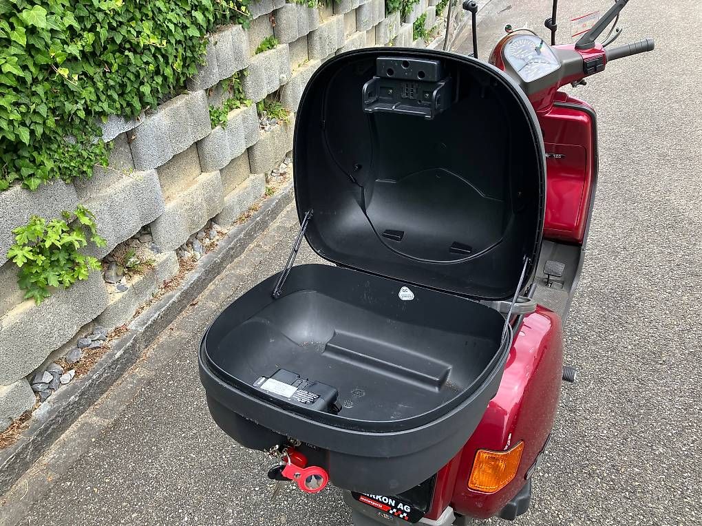Scooter: Vespa Cosa 2 125 – Usato da Vordemwald venduto da s.ciotti 3