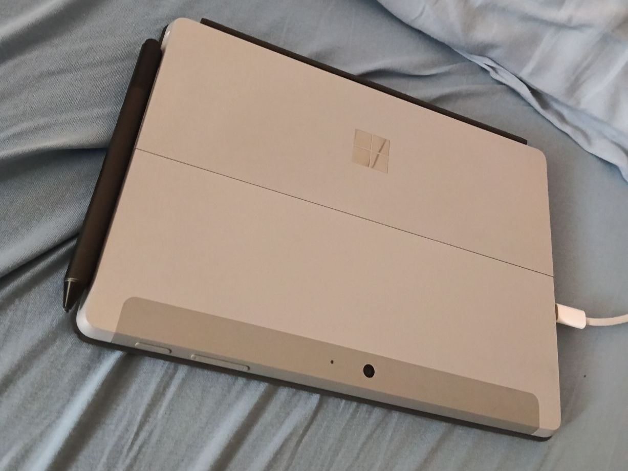 Microsoft Notebook: Microsoft Surface Go with keyboard / pen / neuwert. C-C Kabl – Usato da Zürich venduto da TBG021 3