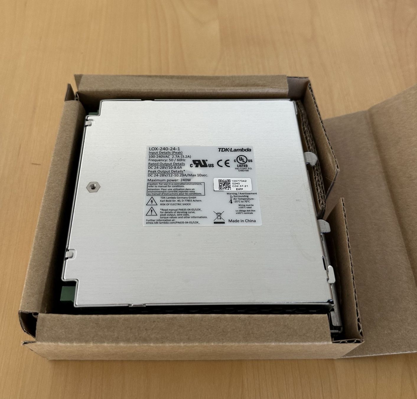 Loxone Componenti elettronici: Loxone Netzteil 24V, 10A / Art.Nr. 200035 – Nuovo e nell'imballaggio originale da Dielsdorf venduto da Empowered 3