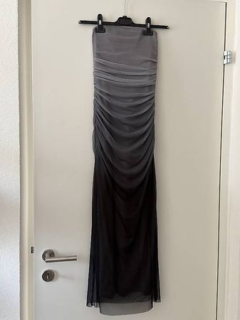 Trägerloses Kleid Zara