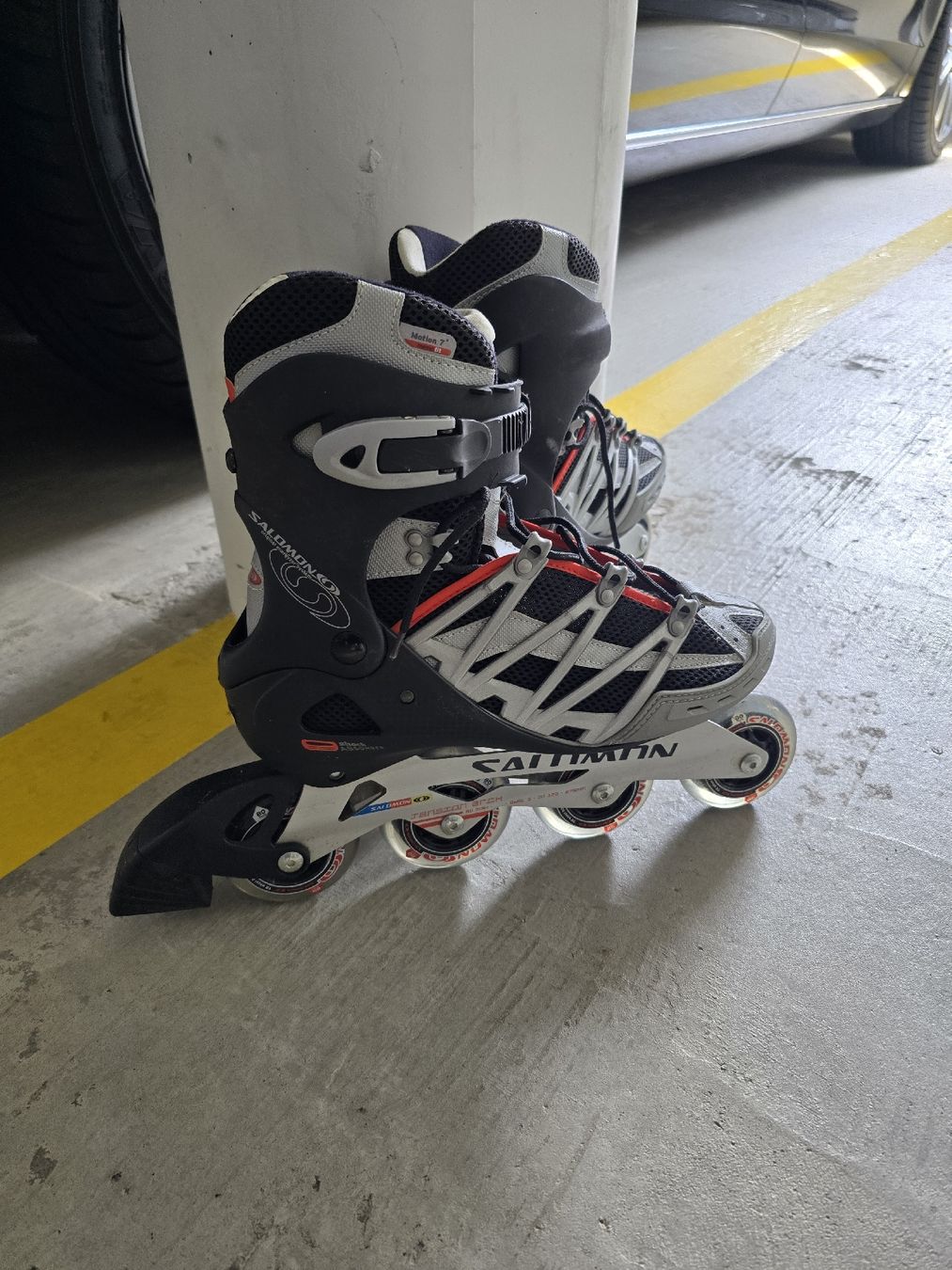 Salomon Pattini in linea & Pattini a rotelle: Rollschuhe Salomon neue – Nuovo (secondo la descrizione) da Kriens venduto da bato9