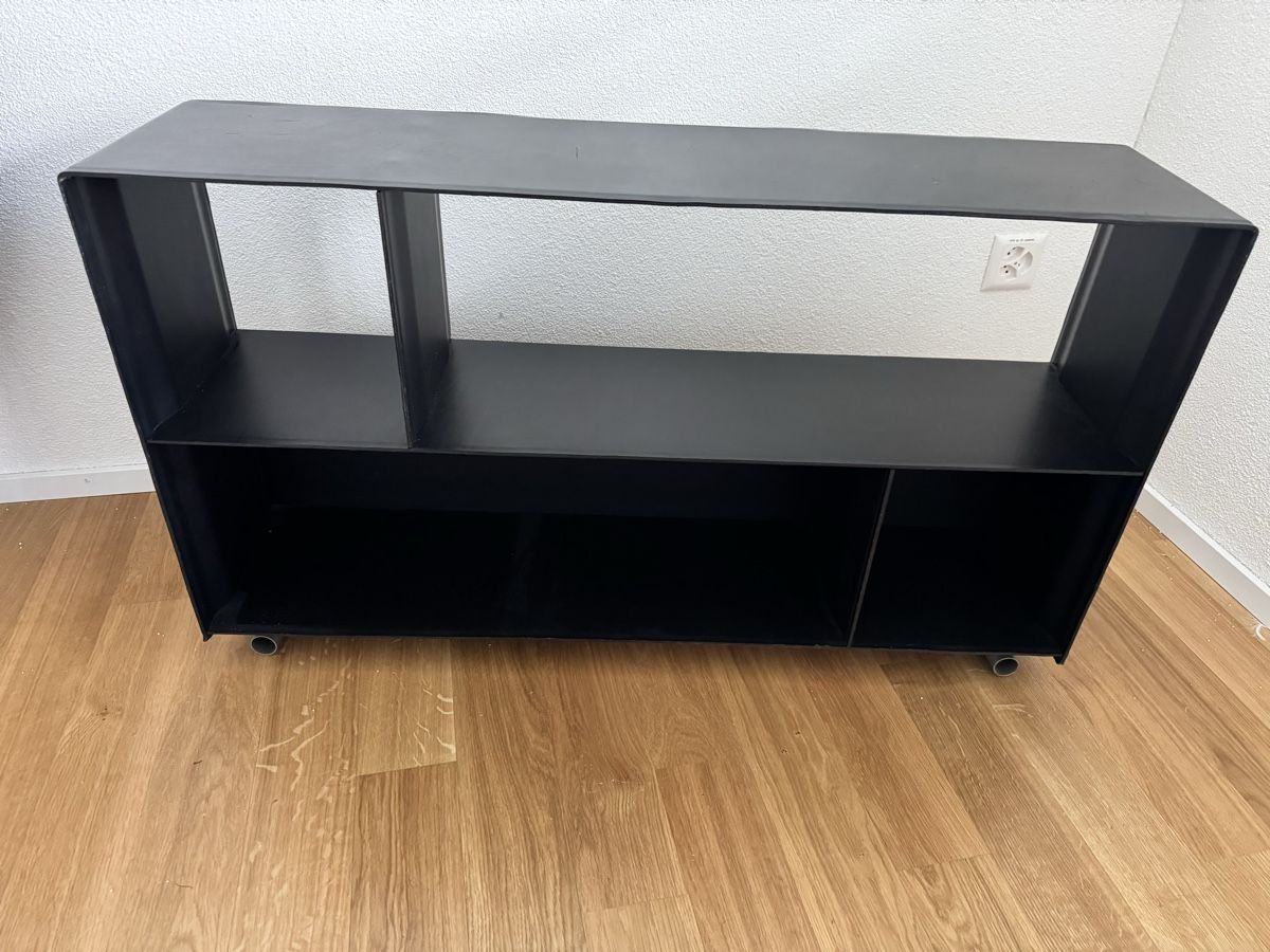 Divani: Flexform Groundpiece Lederarmlehne – Usato da Luzern venduto da MN12