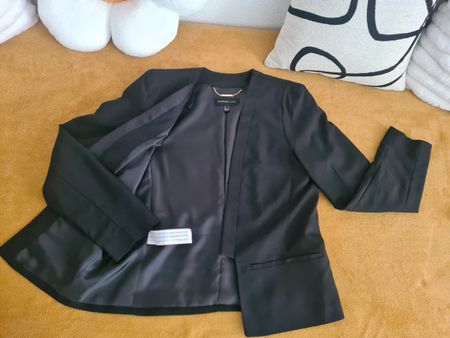 (ORIGINAL/NEUF)Blazer femme "Mango" (M/L) Made in Vietnam