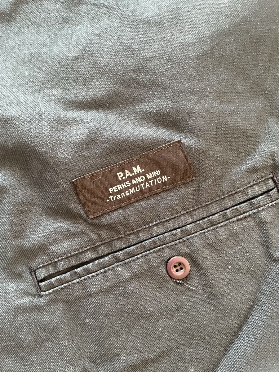 Pantaloni: Perks & Mini / PAM Shorts size Medium very good condition – Usato da Basel venduto da aharon.no1 3