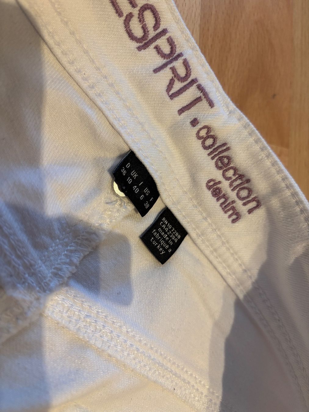 Esprit Jeans: Jeans Gr. 36 Esprit weiss – Nuovo (secondo la descrizione) da Thun venduto da Melpi2010 3