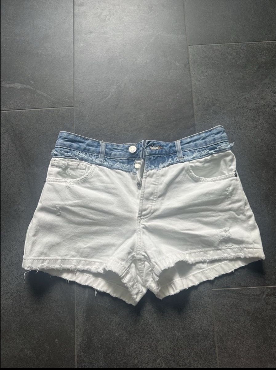 Zara Pantalons: Shorts Zara – Neuf (Voir description) à Ebikon par nat_jzh5