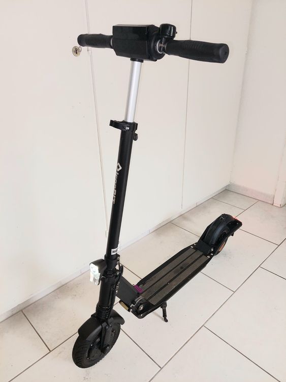 ICONBIT IK-1972K TRACER STREET 920 E-Scooter 20km/h (Gebraucht) in