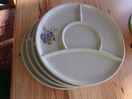 Assiettes porcelaine.