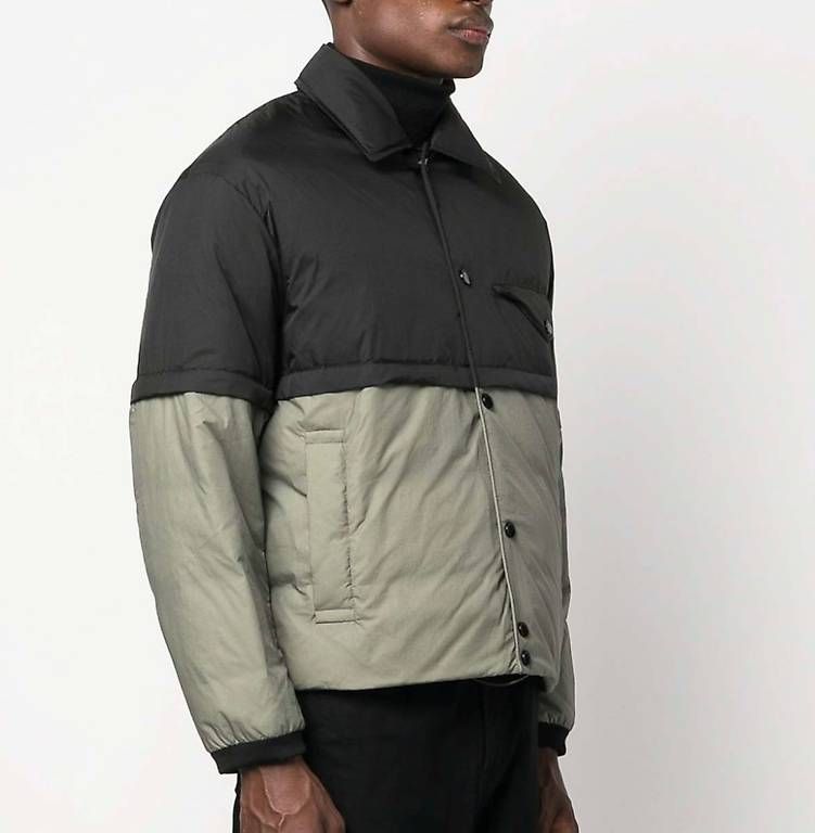 Giacche: Giacca Emporio Armani – Usato da Morbio Inferiore venduto da lea_s7gn 1