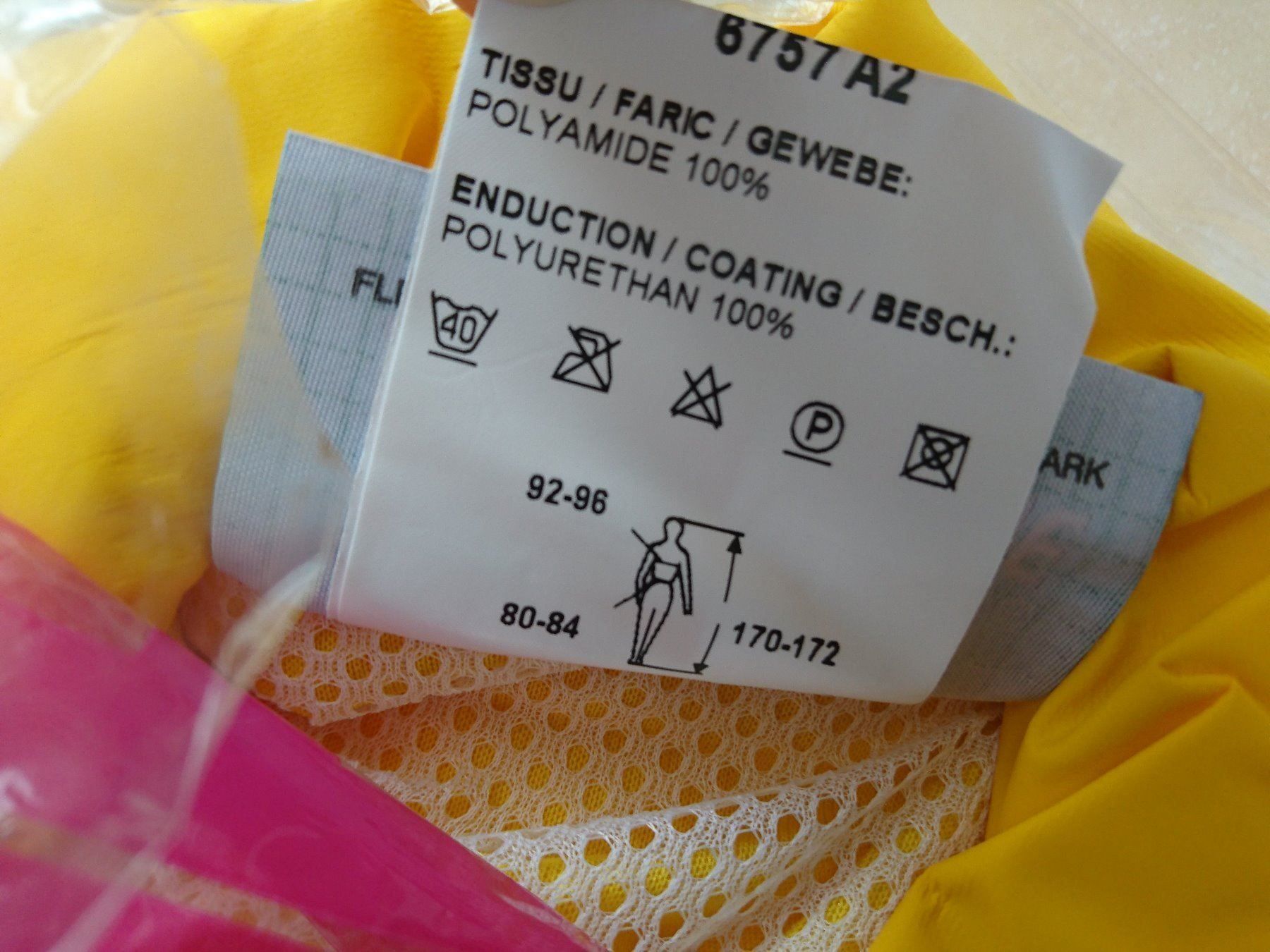 Giacche: FLEXOTHANE  pluie  S  **Fr.85.90** – Nuovo e nell'imballaggio originale da Charmey (Gruyère) venduto da Laulau.sansan 2