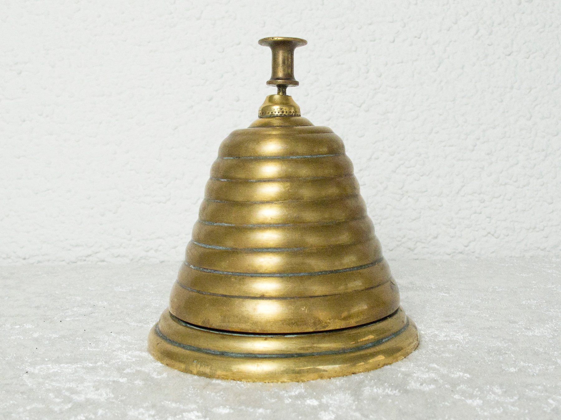 Campanacci mucche: BEEHIVE BELL Viktorianische Tischglocke 1870 – Usato da Blauen venduto da wosonst 3
