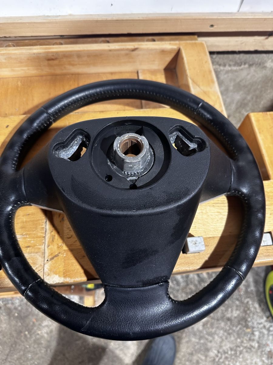 Saab Tutti pezzi di ricambio auto: Saab 9-3 Lenkrad mit Multifunktion – Usato da Unterkulm venduto da YS3 4