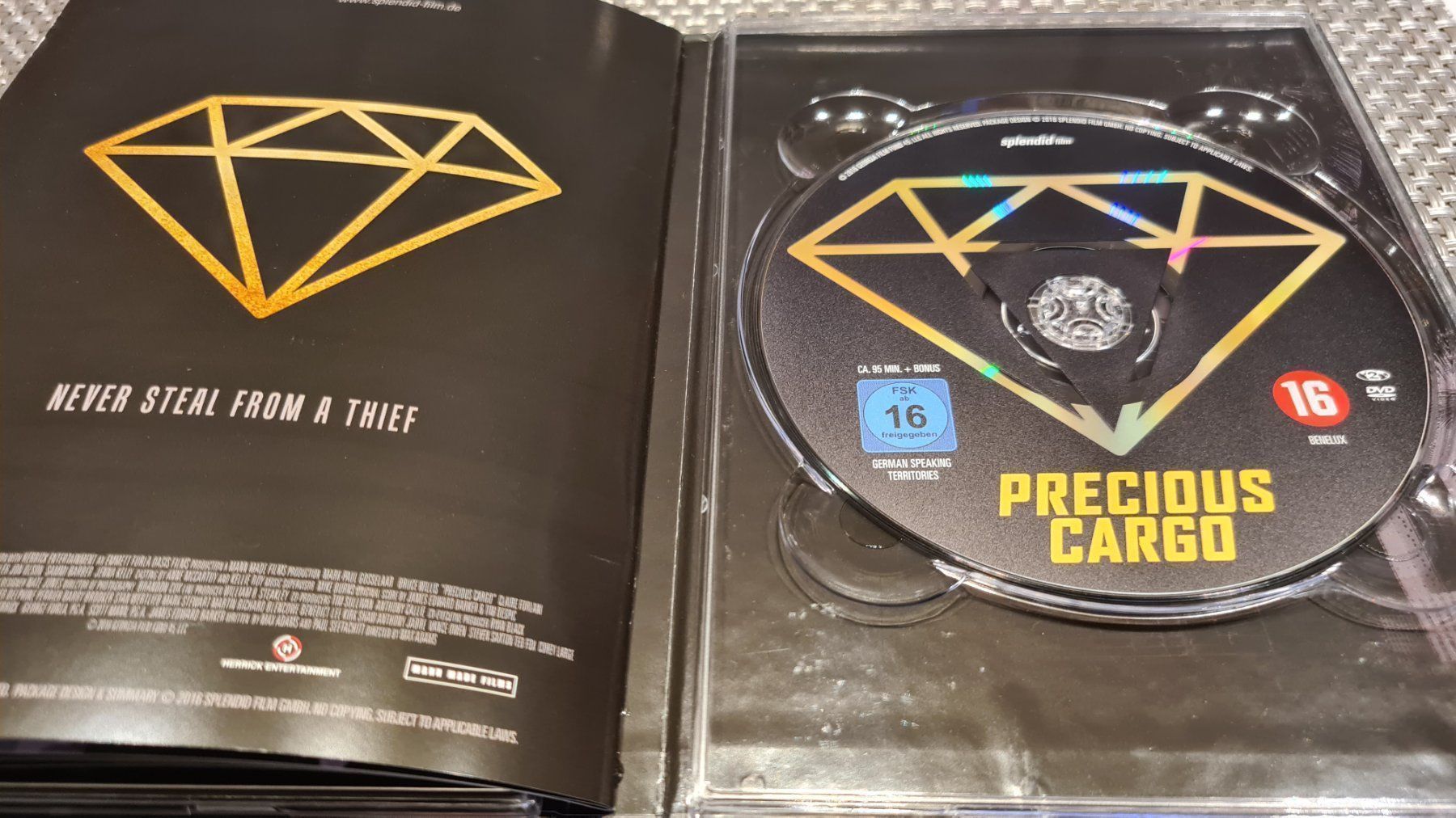 Tutti i DVDs: Precious Cargo UNCUT! MEDIABOOK – Nuovo (secondo la descrizione) da Oberkirch LU venduto da ThE_CoLLecTor666 3