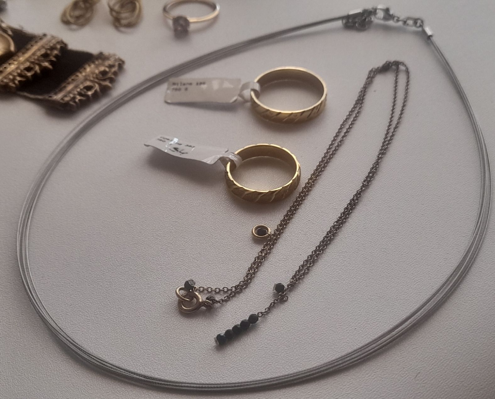 Altri gioielli: Lots de bijoux divers  – Usato da Lausanne venduto da Glam-Luxe