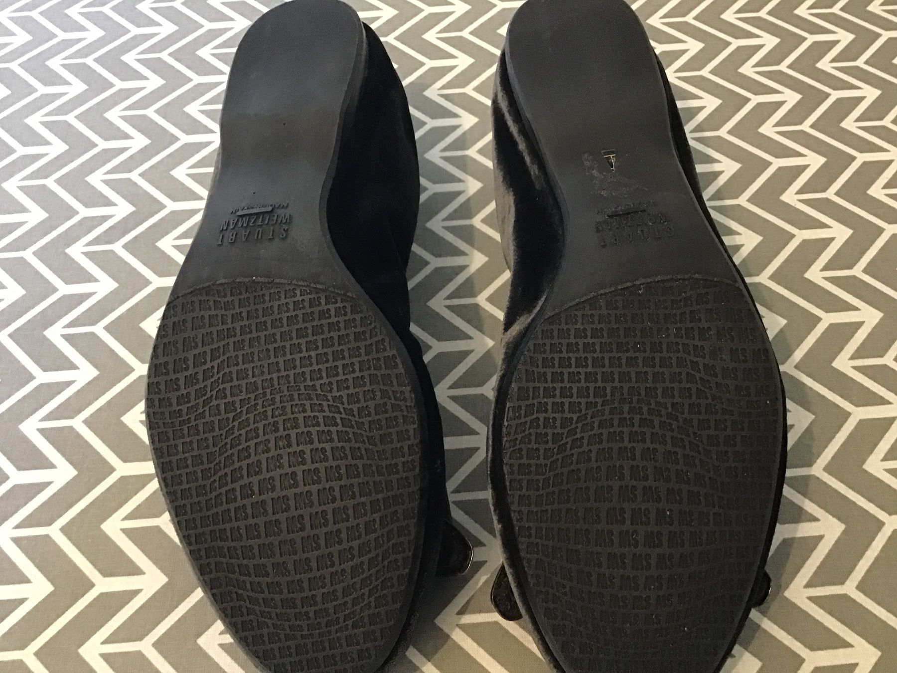 Stuart Weitzman Scarpe da donna: Stuart Weitzman Samt Ballerinas, Schwarz, Grösse 36.5 – Nuovo (secondo la descrizione) da Glattfelden venduto da ire_w6h2 2