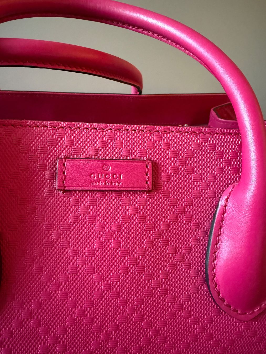 Gucci Borse: GUCCI DUNKEL FUCHSIA – Usato da Castagnola venduto da joonam