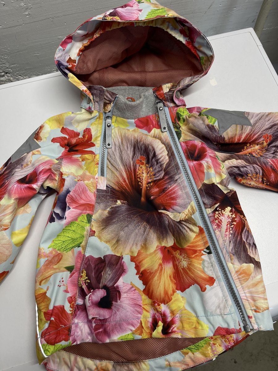 Molo Giacche & Cappotti: Molo Übergangsjacke mit Blumen Muster, Grösse 92 Top! – Usato da Täuffelen venduto da Nice800