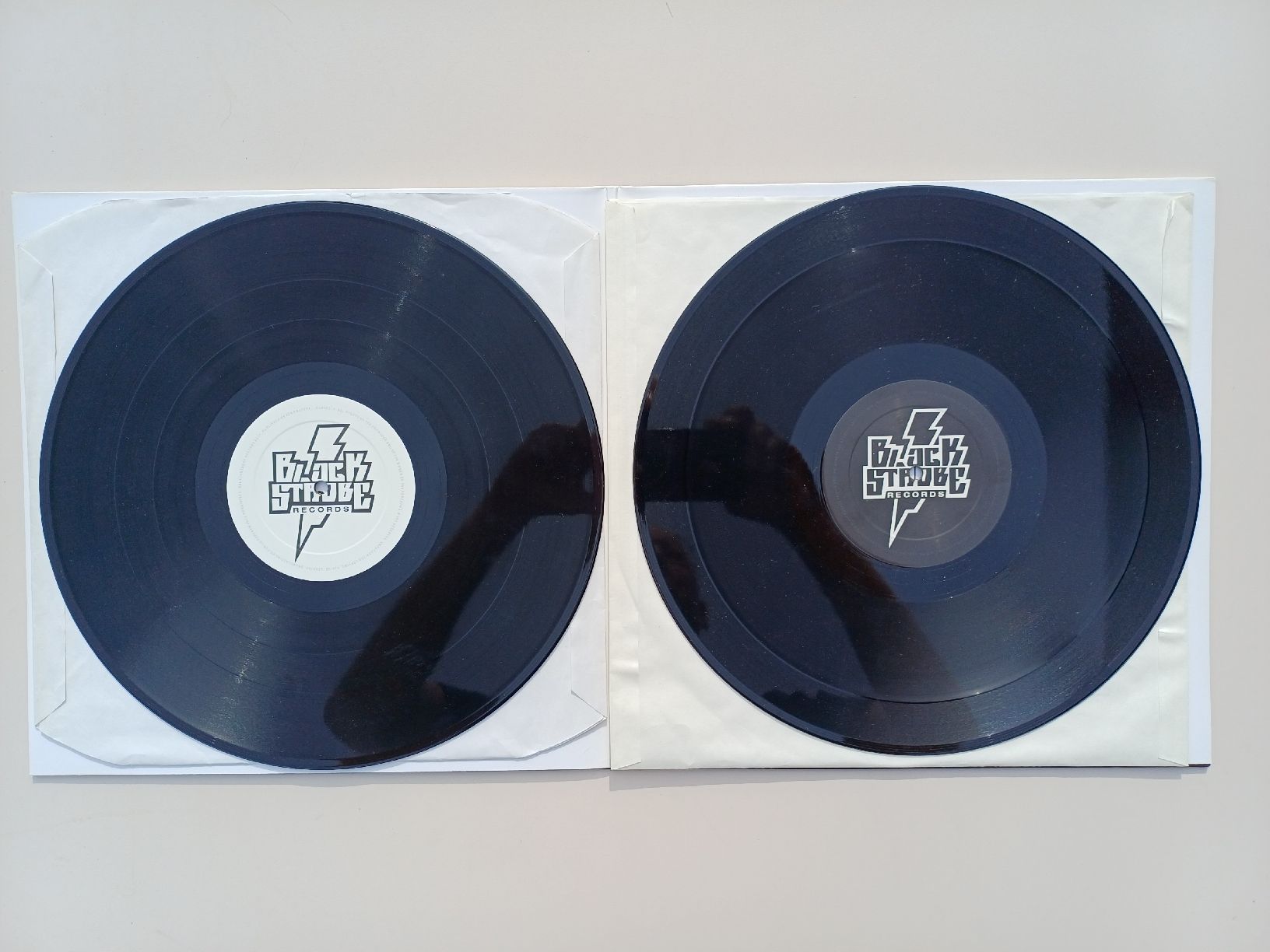 Schallplatten: Arnaud Rebotini "Someone gave me Religion" 2xLP neufs – Neu (gemäss Beschreibung) aus Begnins von Drastic-Sound 4