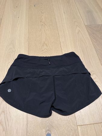 Lulu lemon shorts black 