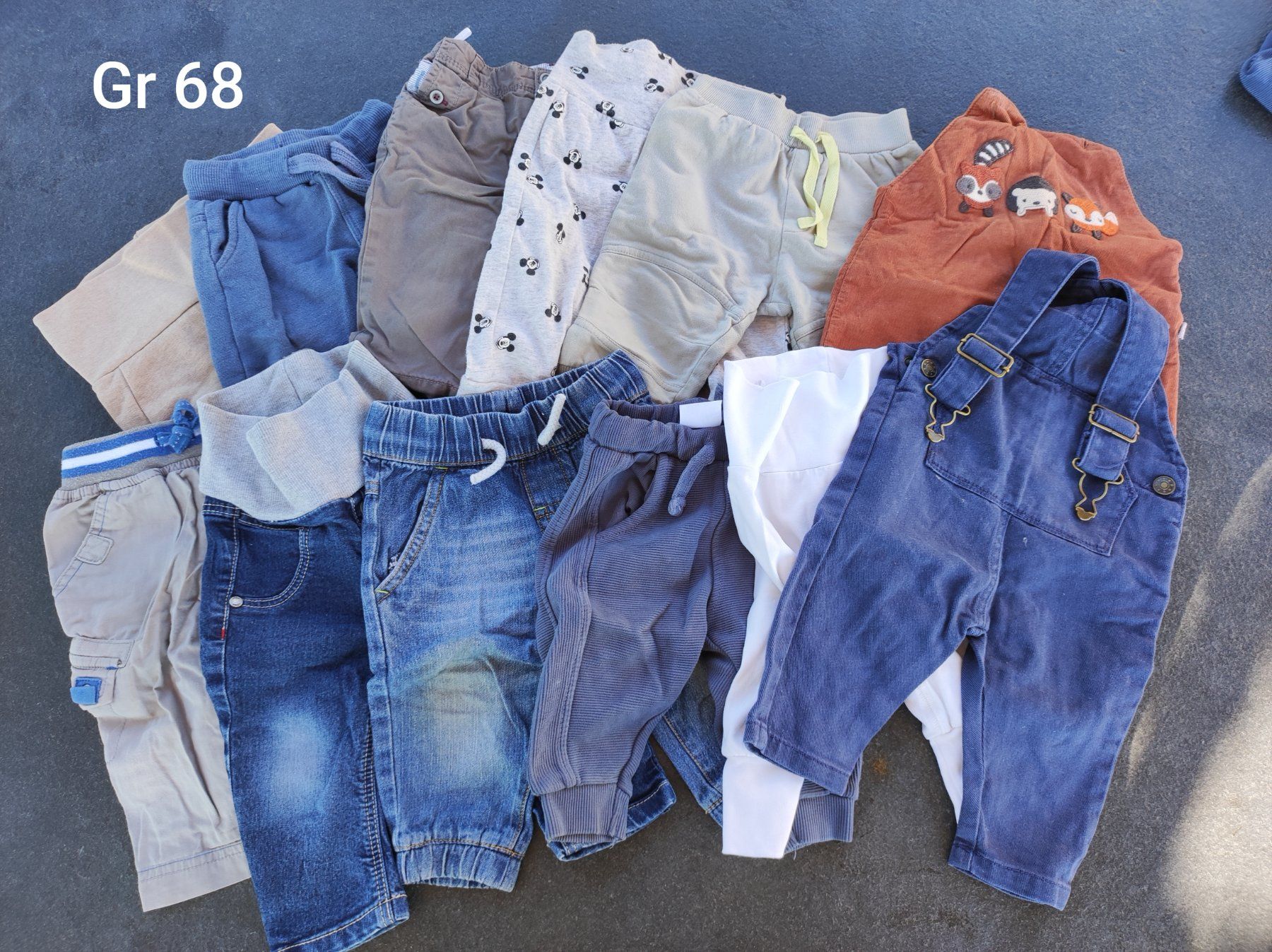Lotti di vestiti: Hosen Grösse 68 – Usato da Lanzenneunforn venduto da Fabi281