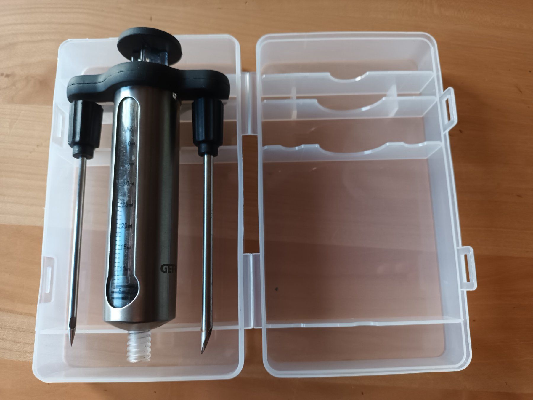 Tecnologia medica: Marinadenspritze oder Bratenspritze BBQ – Usato da Eschenbach LU venduto da mst_chs7 2