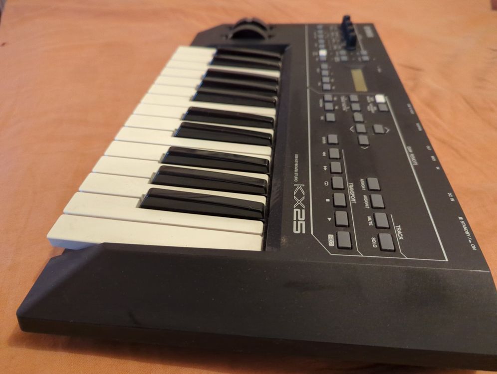Yamaha KX25 Midi Controller Keyboard Kaufen auf Ricardo