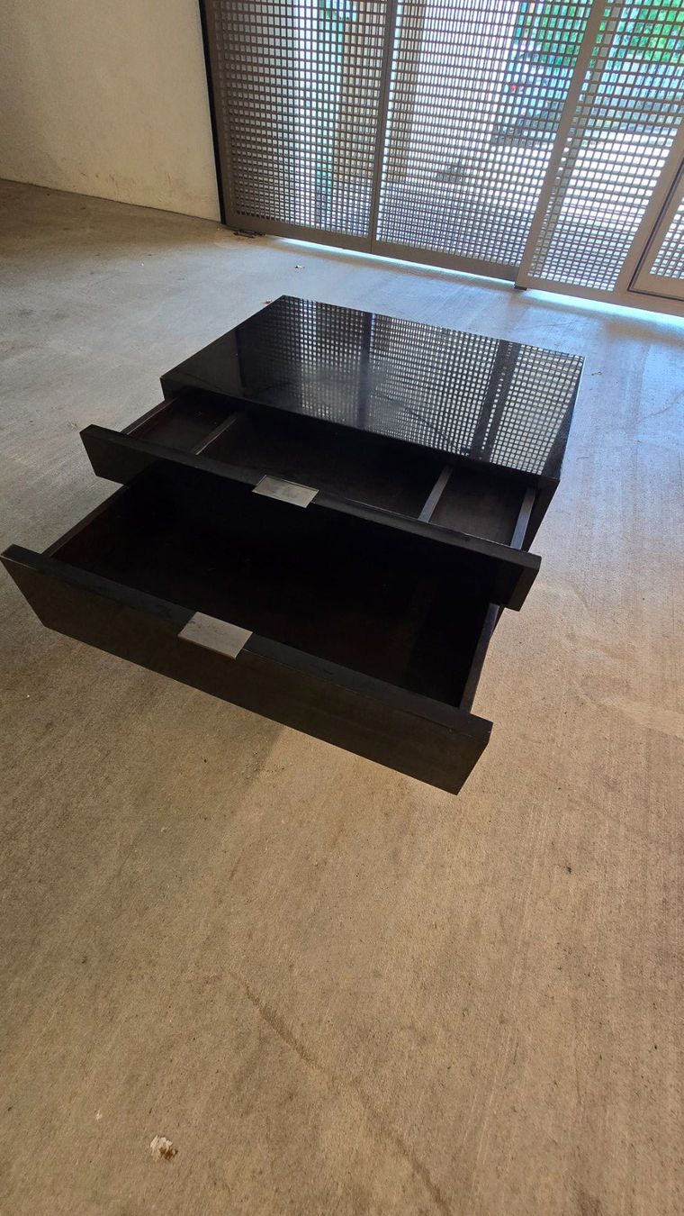 Minotti Comodini: Minotti Harvey Nachttisch – Usato da Zürich venduto da mes_2bdd 2