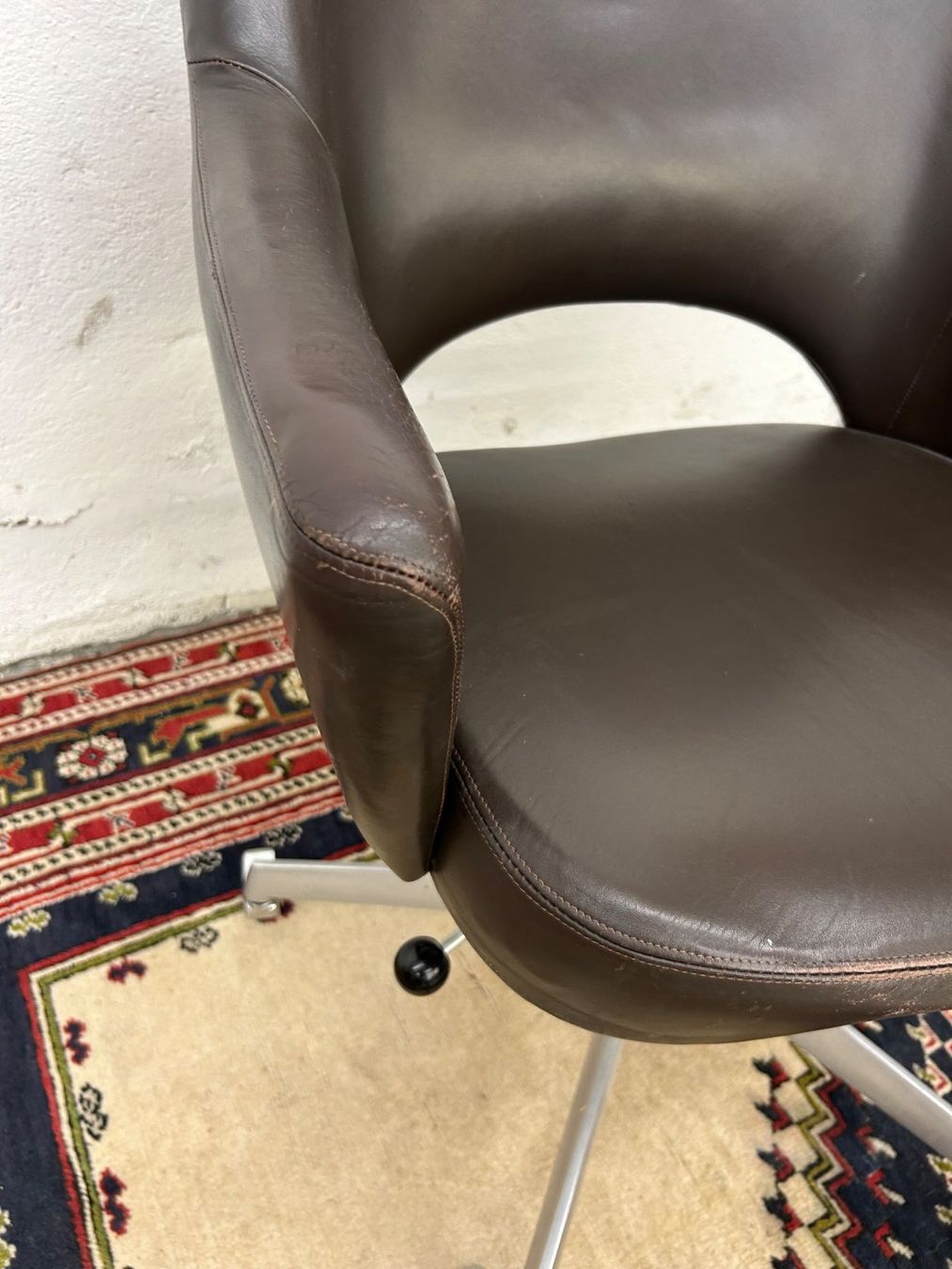 Eames Poltrone: Designer Bürosessel Eero Saarinen Charles Eames 1960iger – Usato da Zürich venduto da Levelart 4