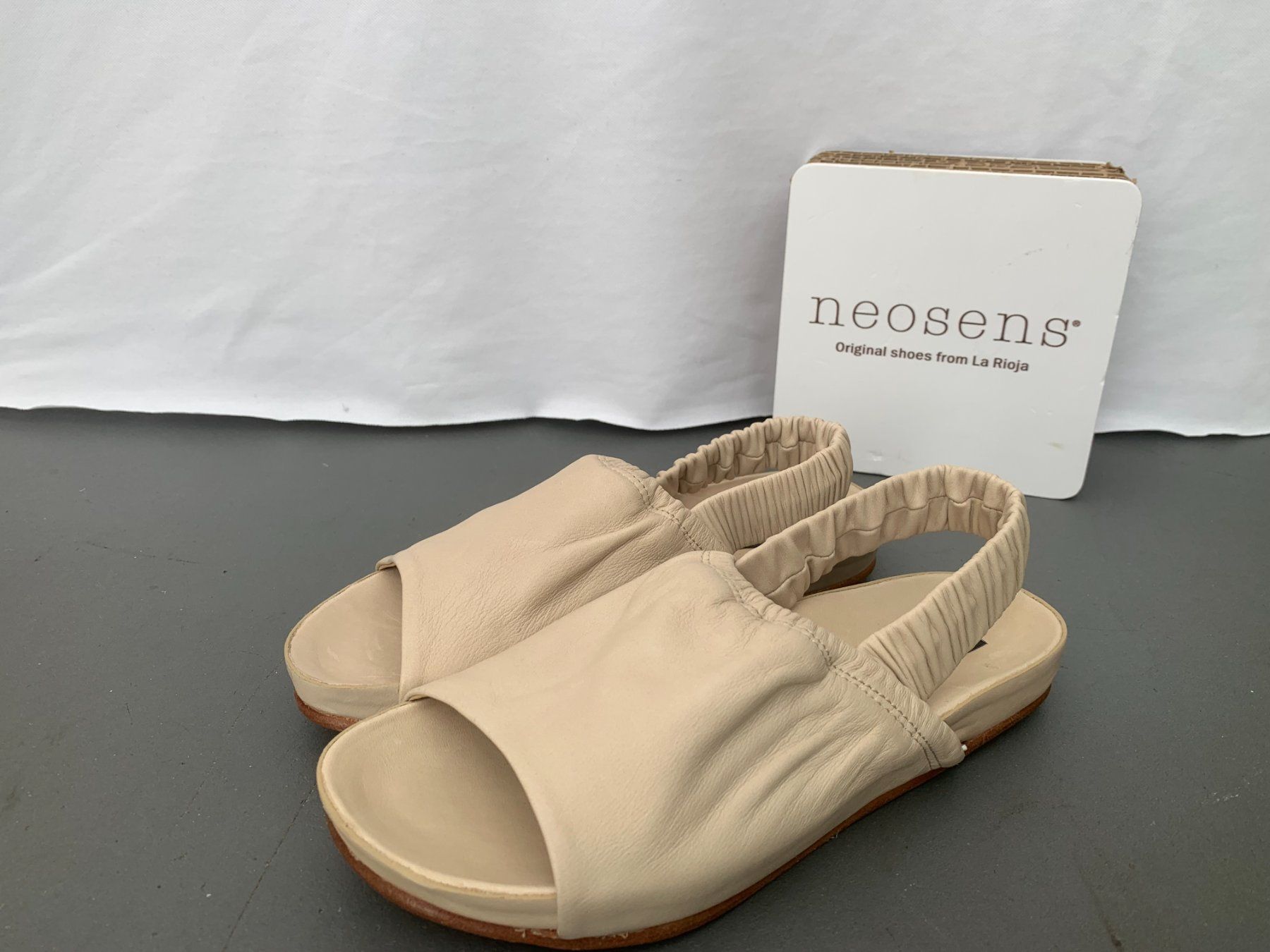 Neosens Scarpe da donna: Neosens Lairen 954S beige Gr.37 – Nuovo (secondo la descrizione) da Zürich venduto da finsti