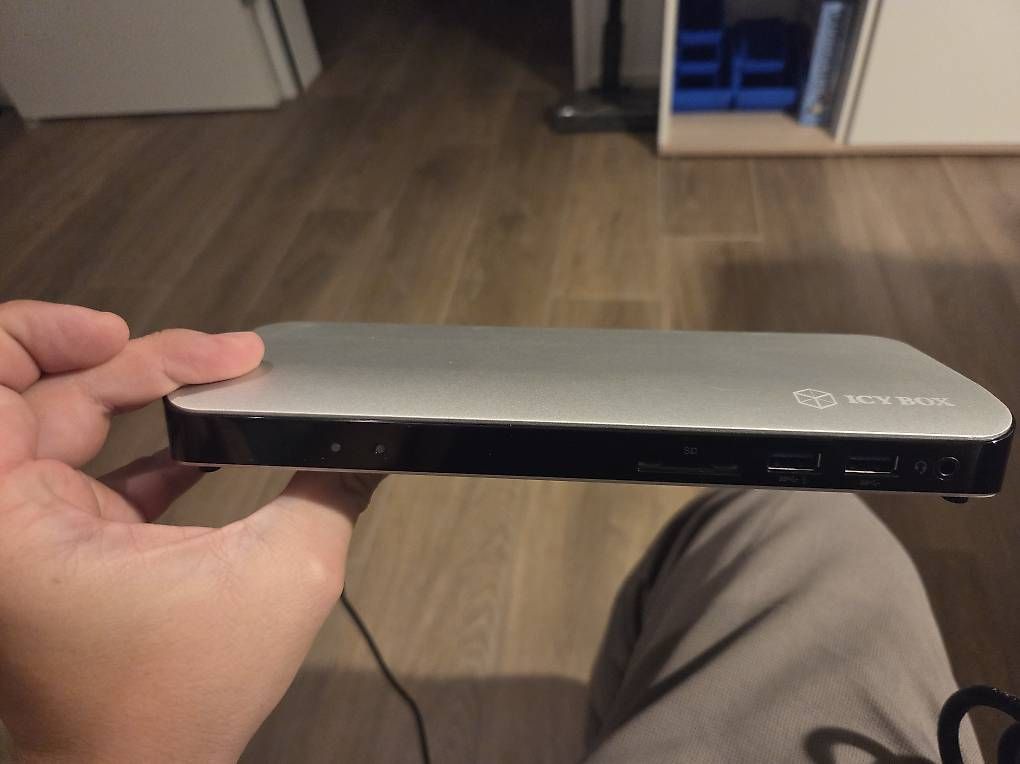 Dockingstation: ICY BOX Thunderbolt Dockingstation – Gebraucht aus Hildisrieden von Wydenhof1