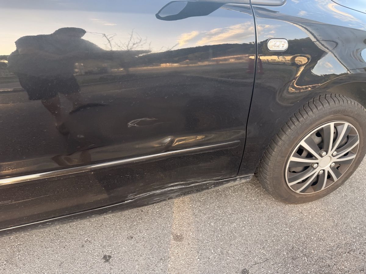 VW Automobili: VW Fox 1.2  – Difettoso da Roggwil BE venduto da mun_hmx7 7