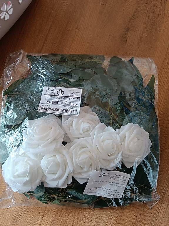 Alle Dekorationen: Rosen Girlande – Gebraucht aus Kandersteg von Anna0151 1