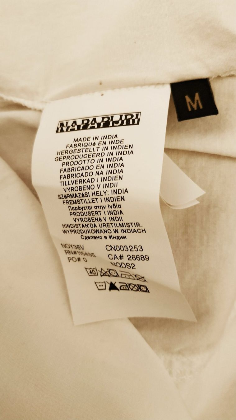 Napapijri Blusen: neue Bluse von Napapijri, Grösse M – Neu (gemäss Beschreibung) aus Dübendorf von Jolenia 3