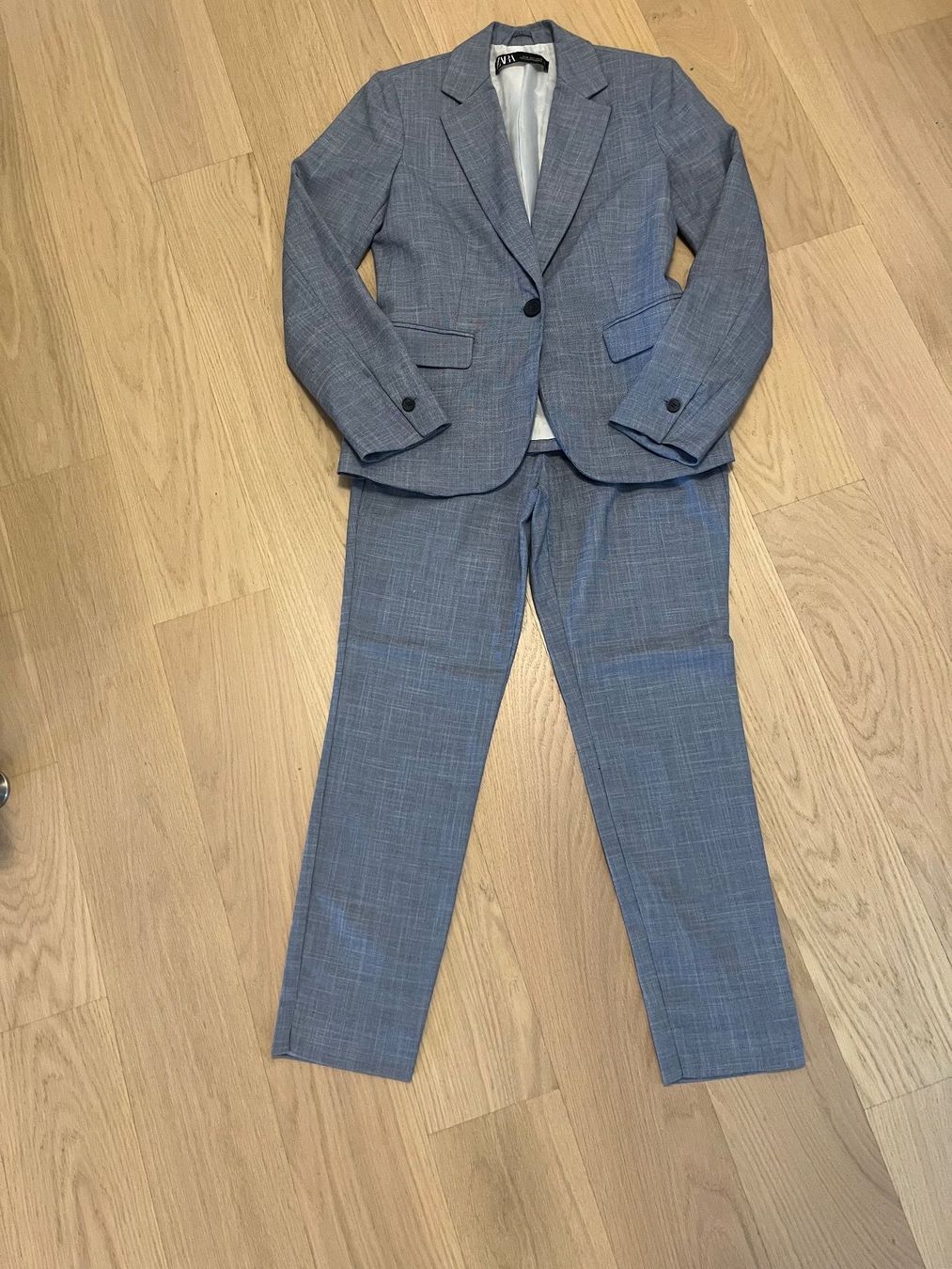 Zara Completi & Tailleur: Zara, Anzug, Grösse 34/36 – Usato da Bonstetten venduto da Savannah7