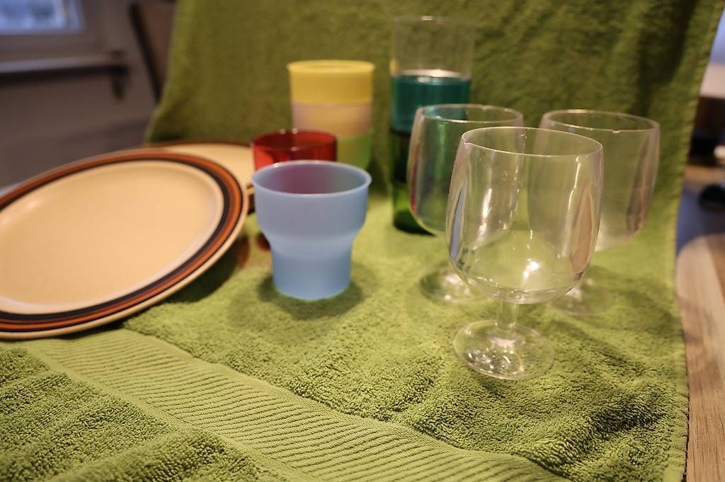 Set di piatti: Campinggeschirr- & Gläser-Set gemischt – Usato da Port venduto da ferrari93 4
