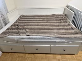 IKEA HEMNES Tagesbett mit 3 Schubladen + Matratze