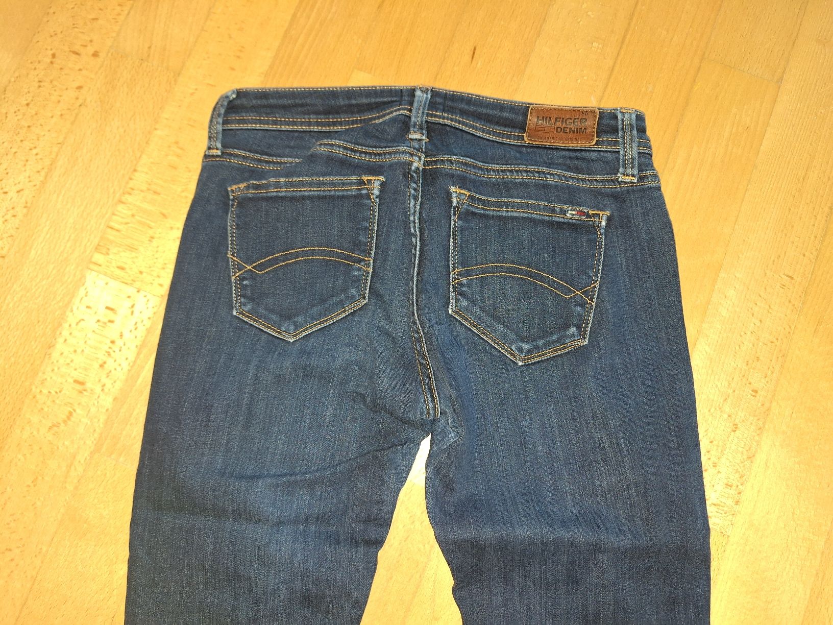 Tommy Hilfiger Jeans: Jeans Tommy Hilfiger Gr. 26/32 – Usato da Oberrieden venduto da smarties949 1