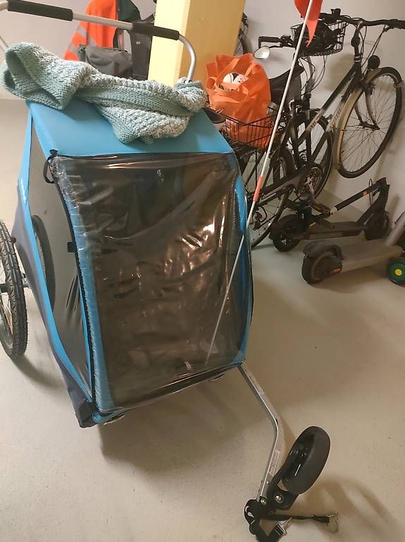 Anhänger: Thule Chariot XT 2er Sitz  – Gebraucht aus Steinhausen von Florian-C