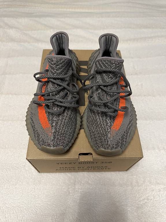 Herrenschuhe: Yeezy Boost 350 / grau-orange – Gebraucht aus Biel/Bienne von http.tanja
