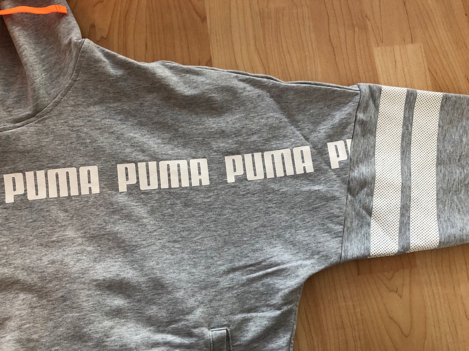 Puma Kleiderpakete: Puma Pullover und T-Shirt, Gr. 36/38 – Gebraucht aus Frick von skiblitz 4