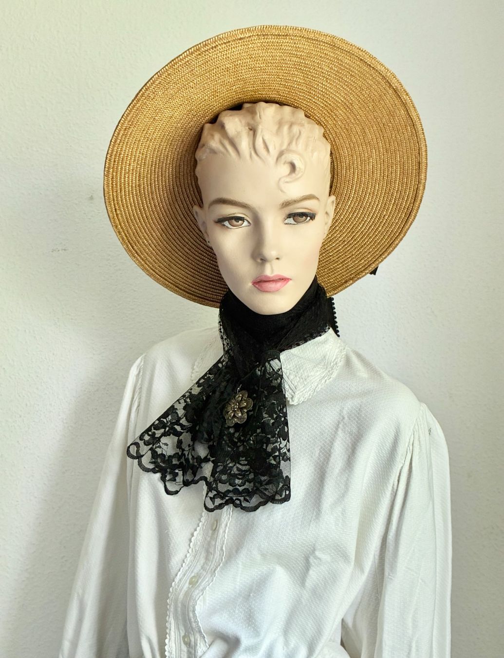 Chapeaux, bonnets & casquettes: Schöner Trachtenhut Stroh/Seidenband – D'occasion à Kloten par Nephty 3